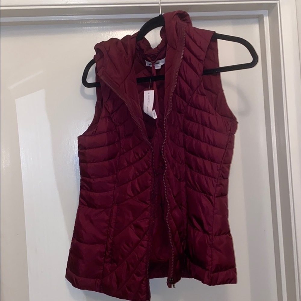 New York and Company burgundy vest (S)